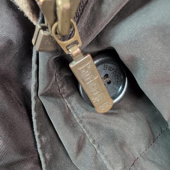 Vintage Burberry Coat Size Large Lined Button Front Nova Check Classic READ - Picture 8 of 15